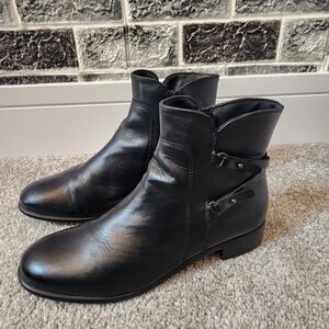 La Canadienne Women's Black Leather Boots Size 9.5M